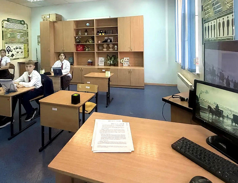 «Разговоры о важном». Учеников познакомили с жизнью прославленного инженера и промышленника Николая Ивановича Путилова