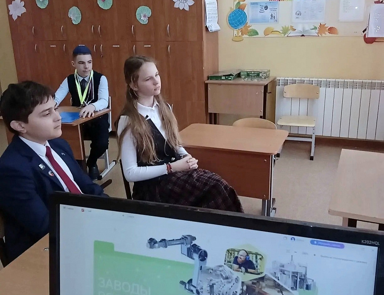 Об отечественной промышленности рассказали на «Разговорах о важном»