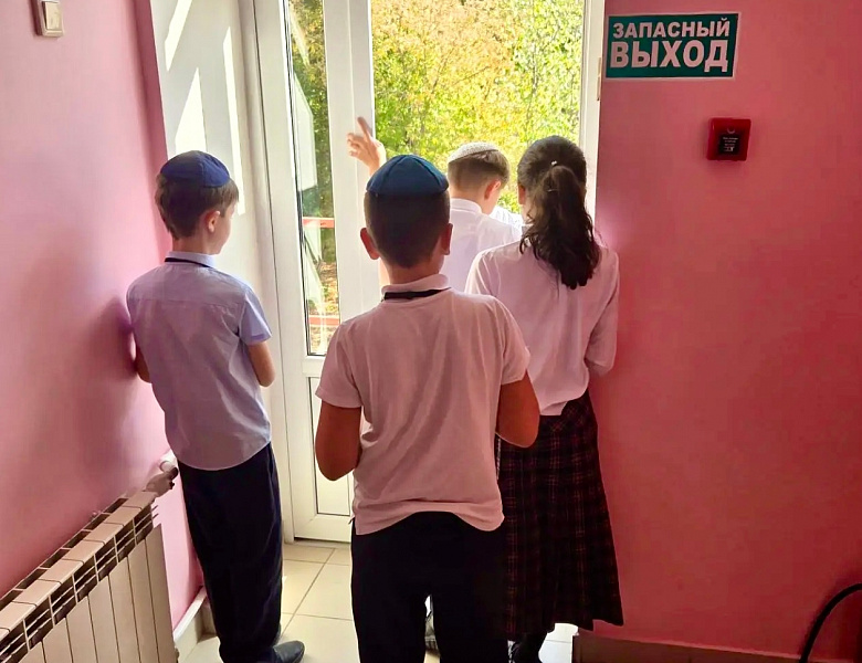 Учебная тренировка по эвакуации: безопасность - в приоритете!