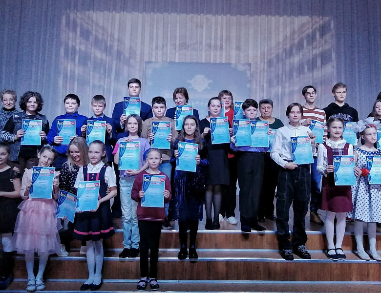 Награждение учащихся ЧОУ «СОШ «ОР-АВНЕР» за участие в городском фестивале «Театральная Маска - 2022»